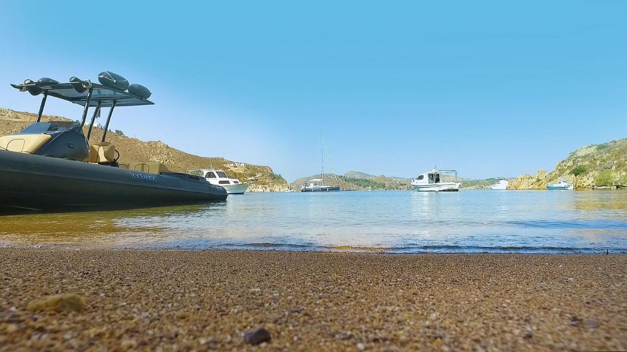 Patmos Exclusive Villas Скала Екстериор снимка