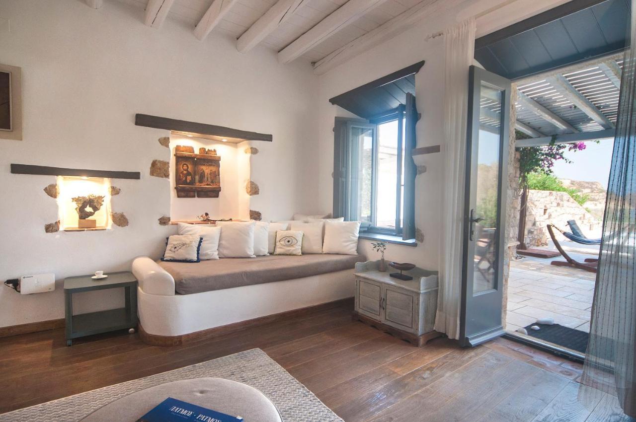 Patmos Exclusive Villas Скала Екстериор снимка